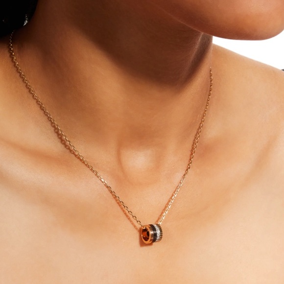 BOUCHERON Quatre Classique Pendant Necklace - Picture 2 of 6